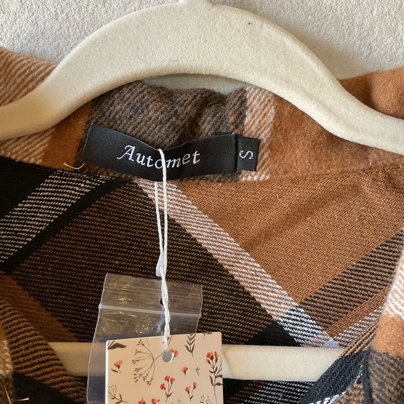 Automet Plaid Button-Up Shirt in Brown and Black. NWT Size S. - Picture 4 of 9